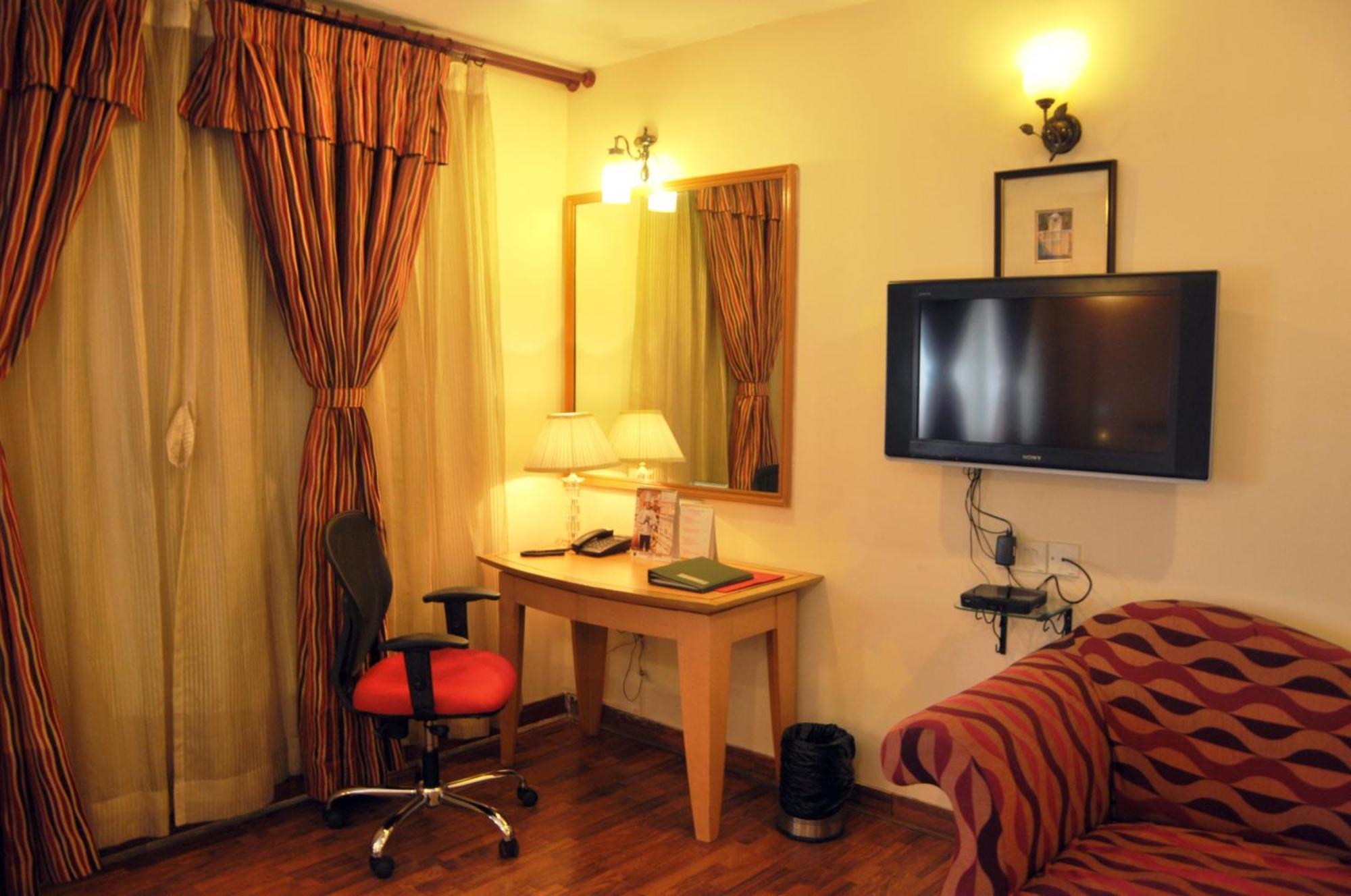 Indismart Hotel Calcutta Eksteriør billede