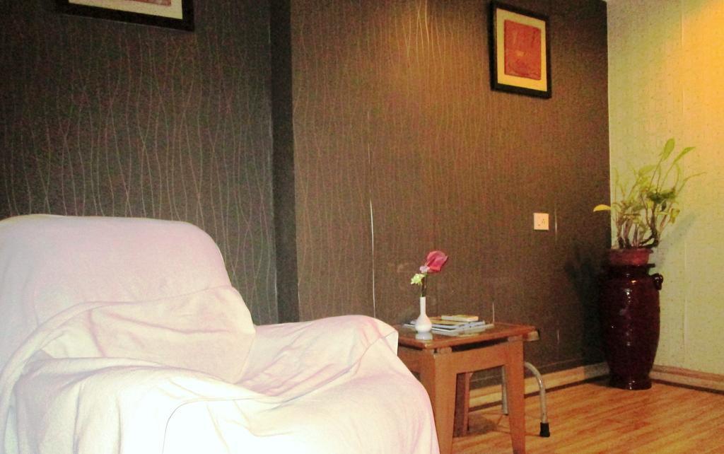 Indismart Hotel Calcutta Eksteriør billede