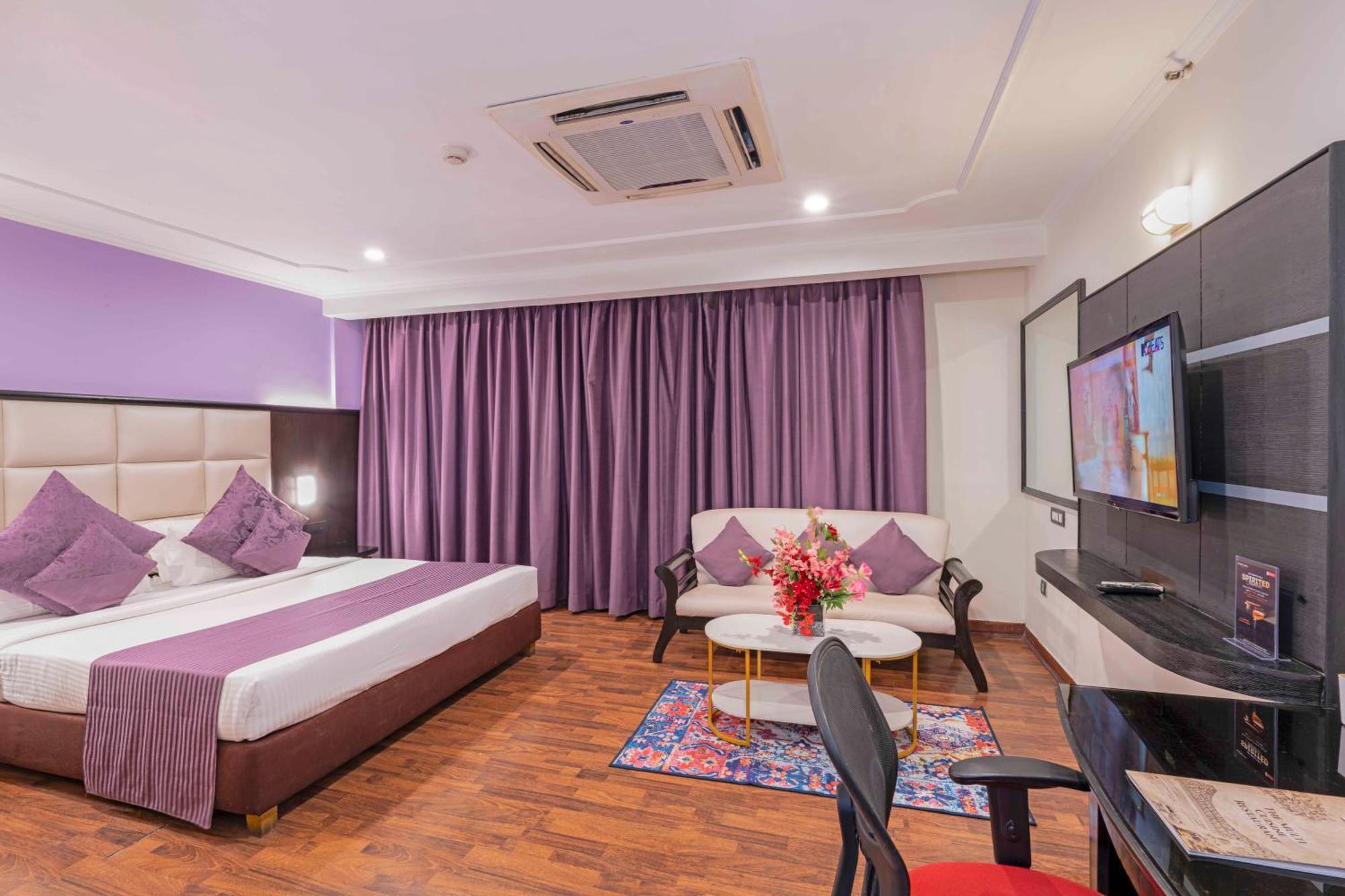 Indismart Hotel Calcutta Eksteriør billede