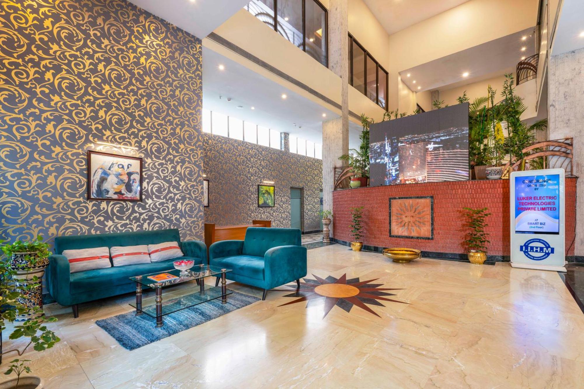 Indismart Hotel Calcutta Eksteriør billede