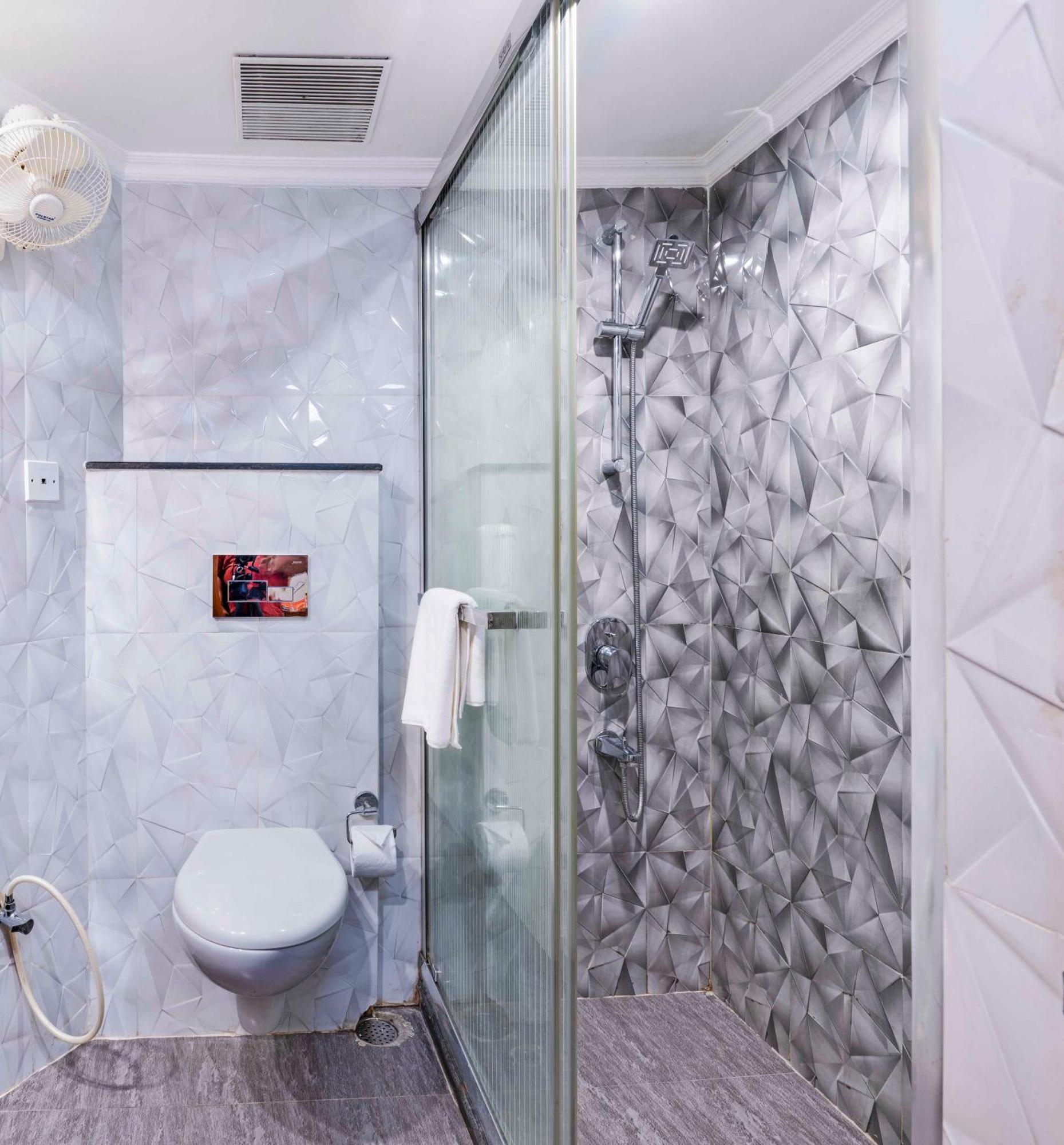 Indismart Hotel Calcutta Eksteriør billede